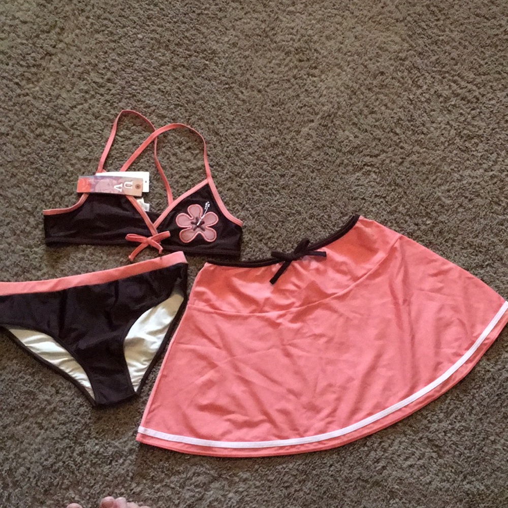NWTs 3 pc Greendog swim set & skirt Sz 16